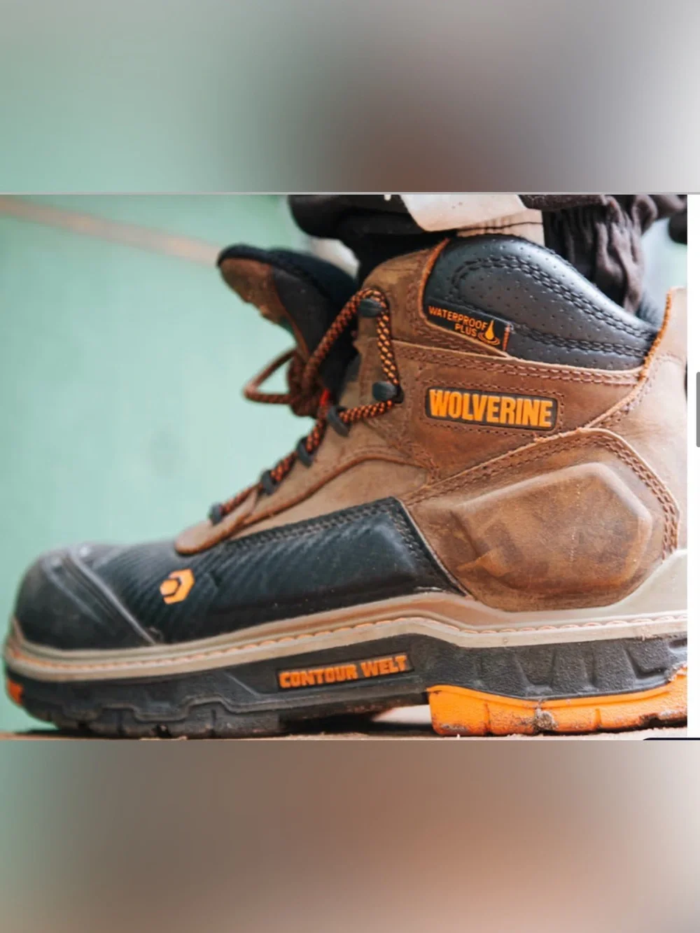 Wolverine Men’s Overpass 6” Waterproof Work Boots – Brown – Size 9 – EUC